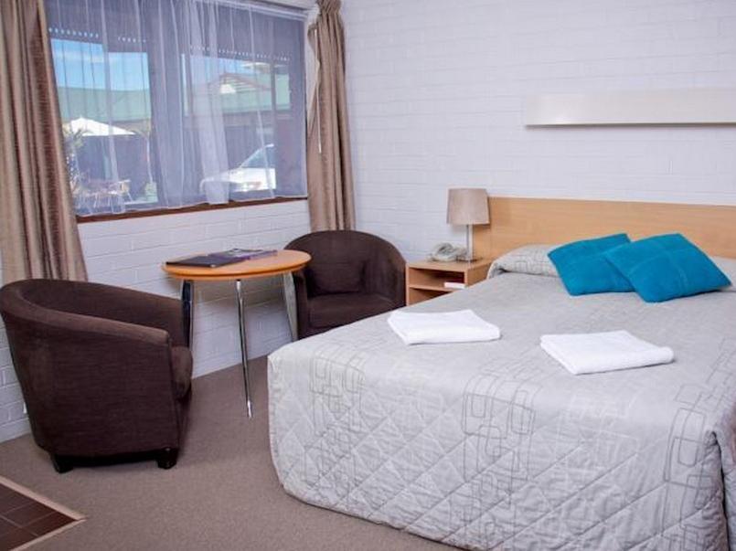 טוויד הדס Arabella Motor Inn מראה חיצוני תמונה