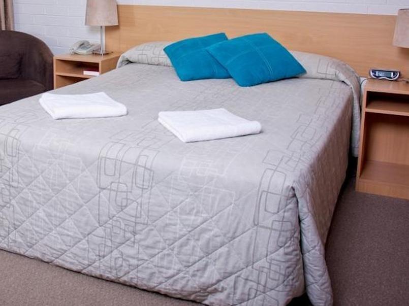 טוויד הדס Arabella Motor Inn מראה חיצוני תמונה