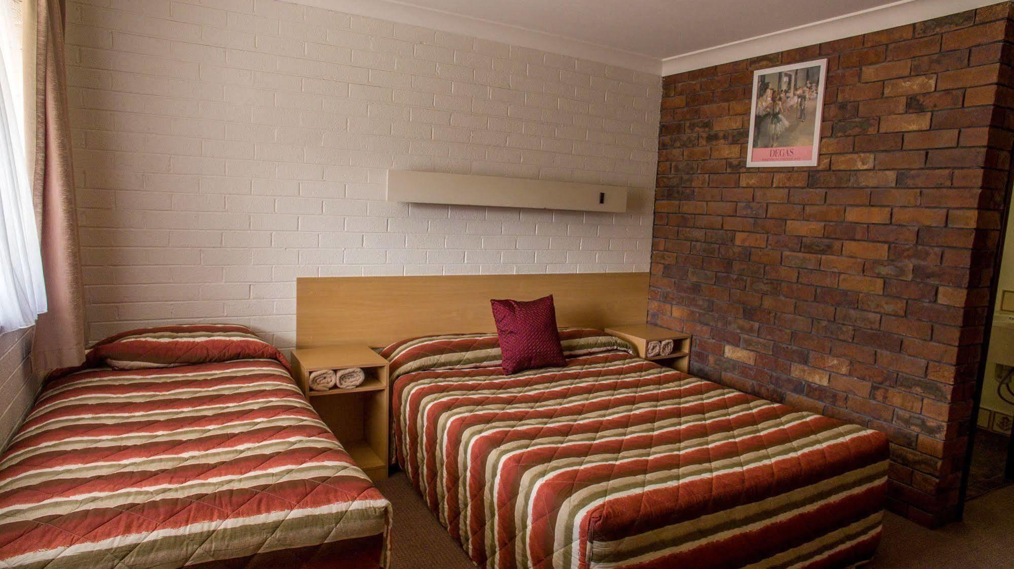 טוויד הדס Arabella Motor Inn מראה חיצוני תמונה