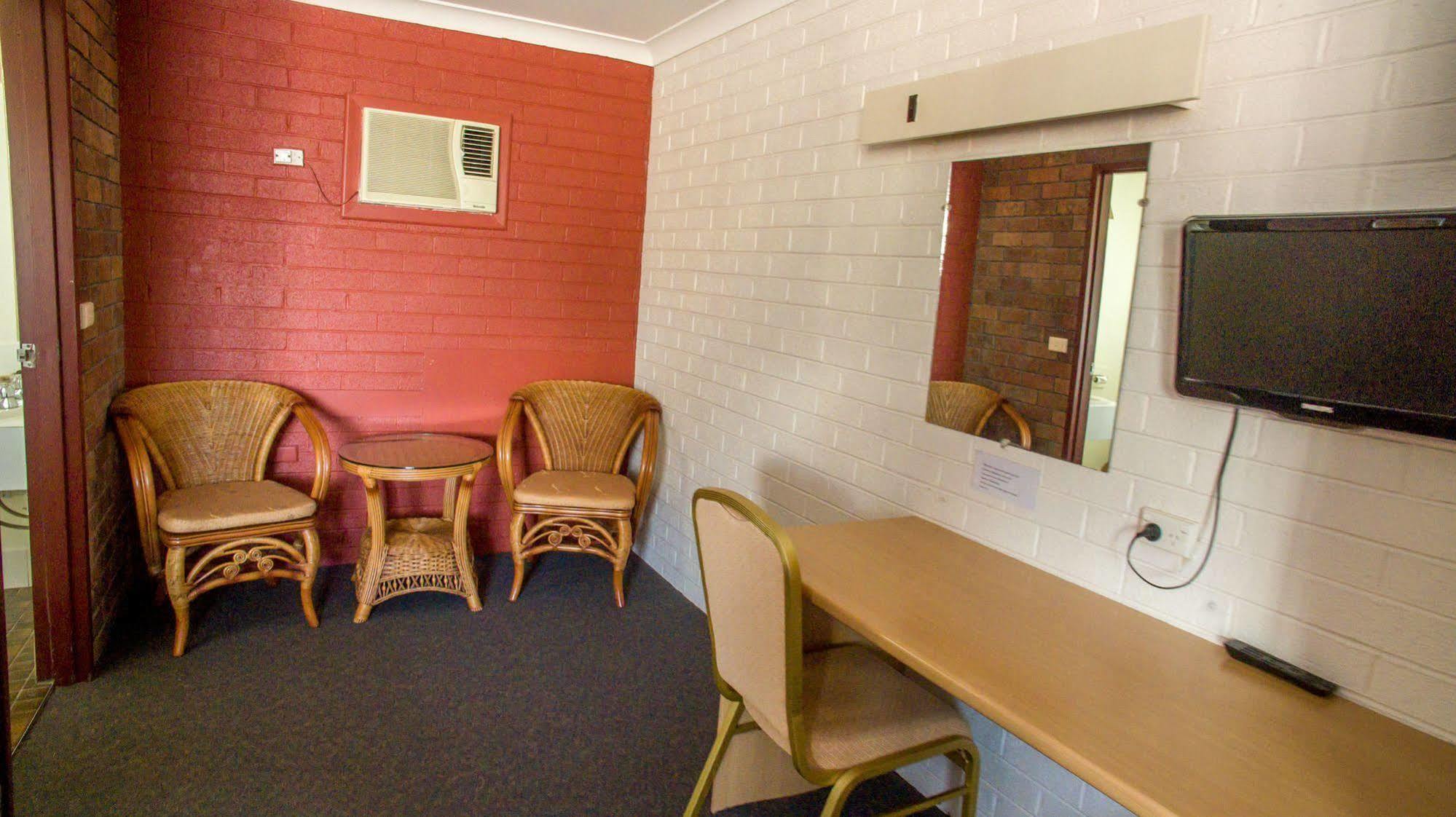 טוויד הדס Arabella Motor Inn מראה חיצוני תמונה