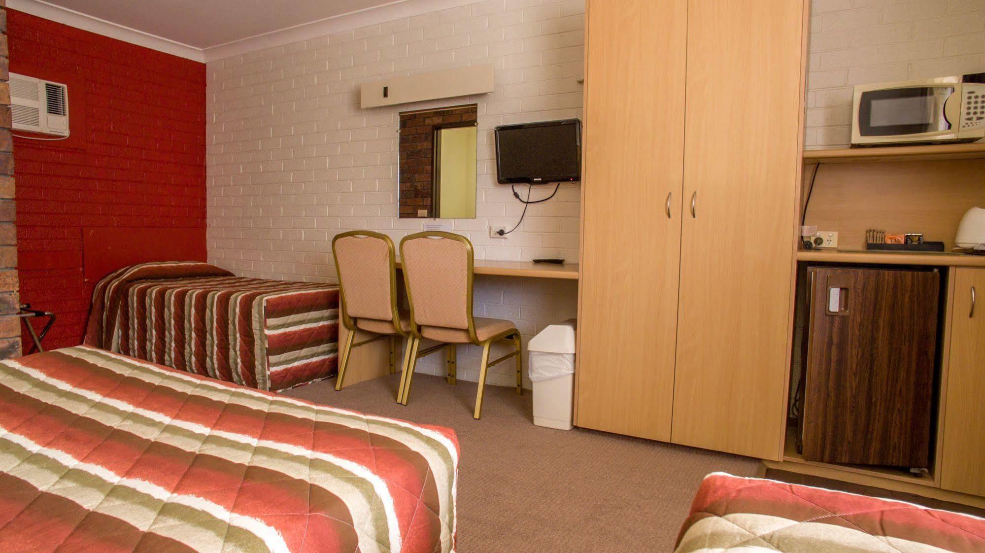 טוויד הדס Arabella Motor Inn מראה חיצוני תמונה